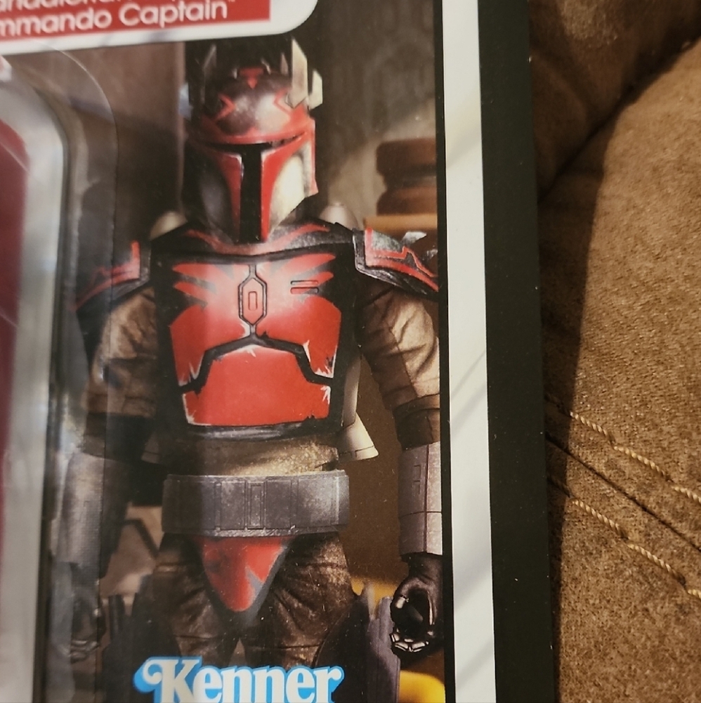 Adidas Clone Wars Mandalorian Action Figure Red and Black 4 Inch - Picture 4 of 6